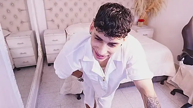 JhoanLeandro online show from 10, 7, 2026