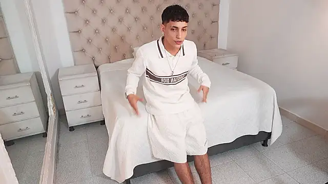 JhoanLeandro online show from 7, 2, 2026