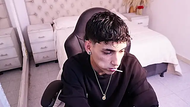 JhoanLeandro online show from 8, 7, 2026