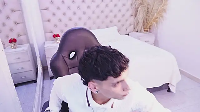 JhoanLeandro online show from 22, 6, 2026