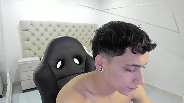 JhoanLeandro online show from 22, 10, 2025