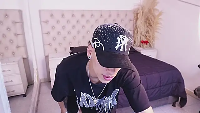 JhoanLeandro online show from 17, 7, 2026