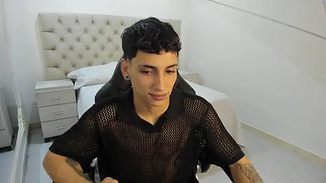 JhoanLeandro online show from 17, 11, 2025