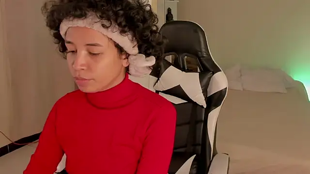 leahaltomm online show from 1, 3, 2025