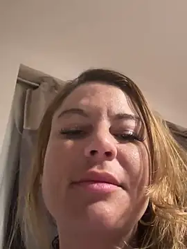 BambixoxUK online show from 31, 1, 2025