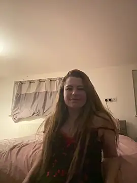 BambixoxUK online show from 16, 2, 2025