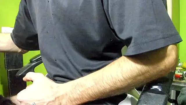 BigCumShoot online show from 5, 2, 2026