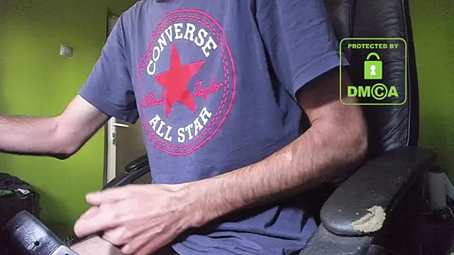 Snapshot of BigCumShoot chatting on 1, 10, 2025 BigCumShoot online show from 1, 10, 2025