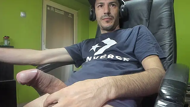 BigCumShoot online show from 8, 4, 2026