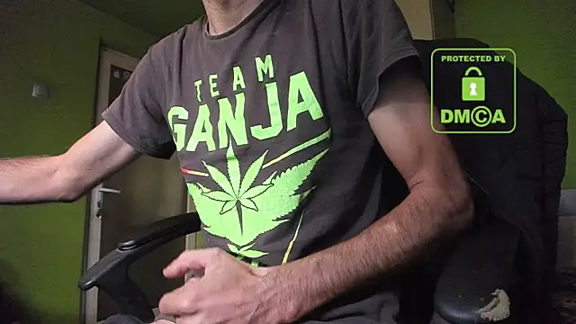 Snapshot of BigCumShoot chatting on 5, 10, 2025 BigCumShoot online show from 5, 10, 2025