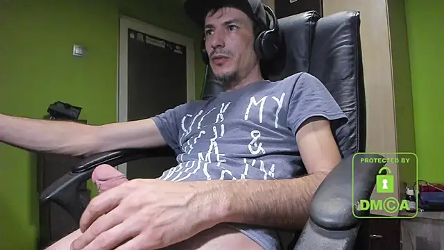 Snapshot of BigCumShoot chatting on 2, 3, 2025 BigCumShoot online show from 2, 3, 2025