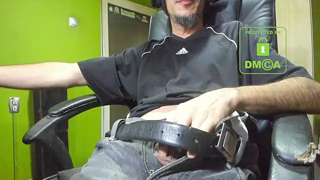 BigCumShoot online show from 15, 12, 2025