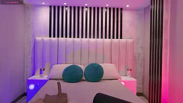 AmaiaHaywood online show from 15, 1, 2026