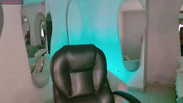 AmaiaHaywood online show from 7, 11, 2025