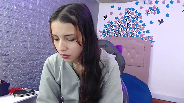 AngelaTurizo online show from 5, 11, 2025