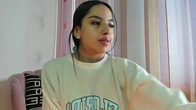 Snapshot of Daphne_chers chatting on 22, 2, 2026 Daphne chers online show from 22, 2, 2026