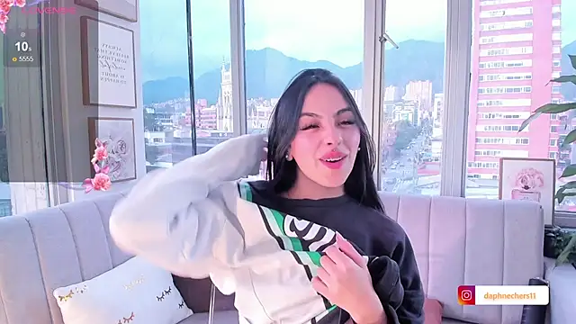 Daphne chers online show from 14, 3, 2025