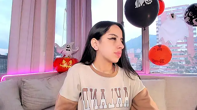 Daphne chers online show from 31, 10, 2025