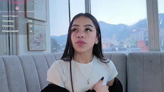 Daphne chers online show from 8, 3, 2026