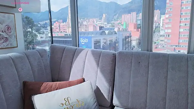 Daphne chers online show from 11, 3, 2026