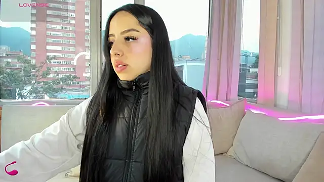 Daphne chers online show from 29, 9, 2025