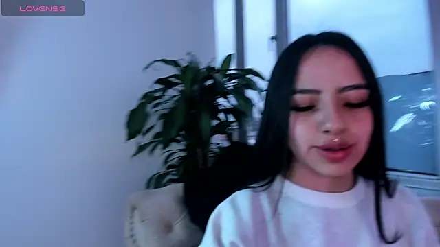 Daphne chers online show from 27, 3, 2026