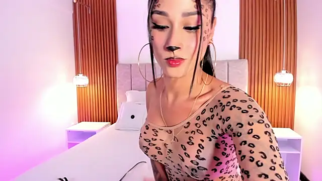 Snapshot of khloe-sweet chatting on 28, 10, 2025 khloe-sweet online show from 28, 10, 2025