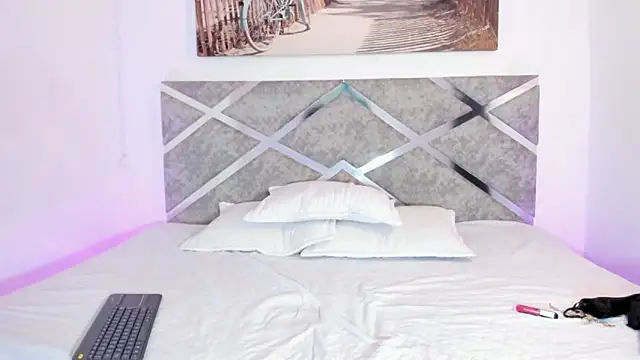 khloe-sweet online show from 6, 6, 2026