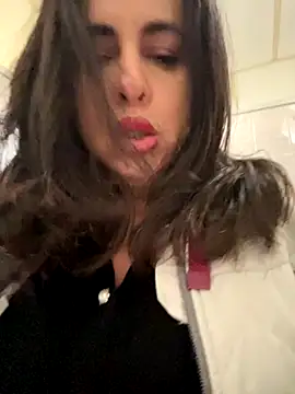 laarti online show from 23, 11, 2025