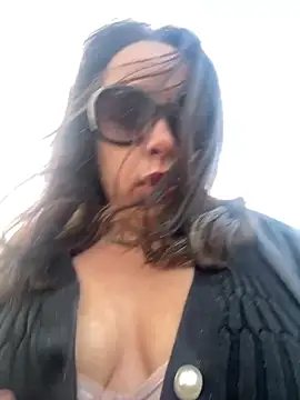 laarti online show from 24, 9, 2025