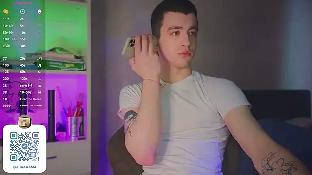 VincentSmith02 online show from 10, 3, 2025