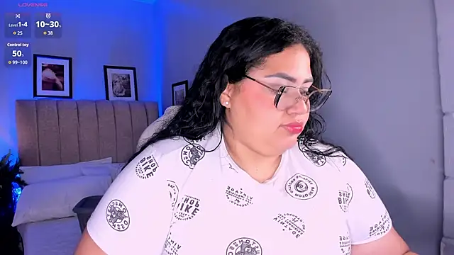 Snapshot of _michel_bbw chatting on 8, 7, 2026 michel bbw online show from 8, 7, 2026