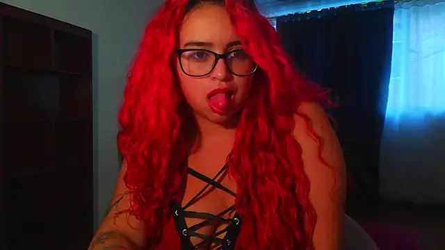 EstefyTabbo online show from 8, 5, 2026