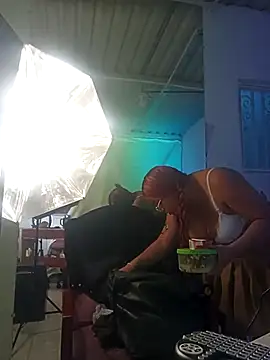 EstefyTabbo online show from 19, 3, 2025