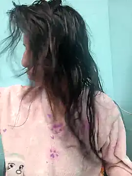 Ariell Kieran online show from 8, 9, 2025