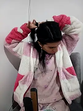 Ariell Kieran online show from 22, 3, 2025