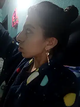 Ariell Kieran online show from 8, 11, 2025