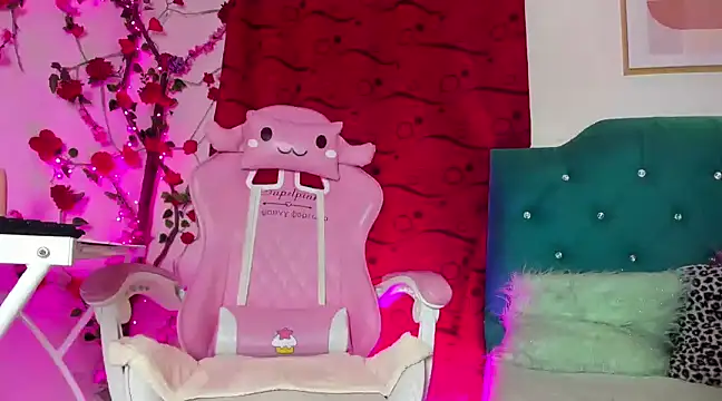 Ellis Sama online show from 5, 3, 2025