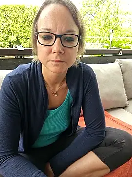 Fuxy-love69 online show from 17, 6, 2026