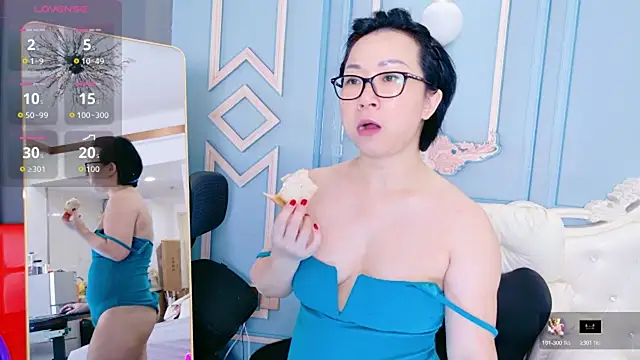 LucianaMe online show from 16, 11, 2025