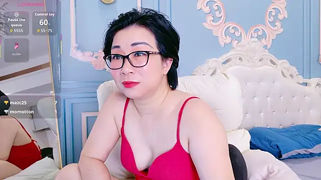 LucianaMe online show from 12, 11, 2025