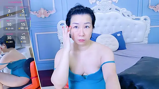 LucianaMe online show from 29, 10, 2025