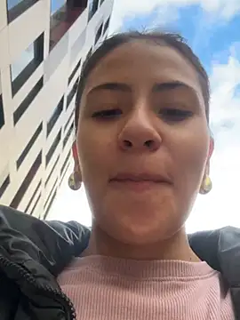 Snapshot of Andrea18_blonde chatting on 22, 3, 2025 Andrea18 blonde online show from 22, 3, 2025