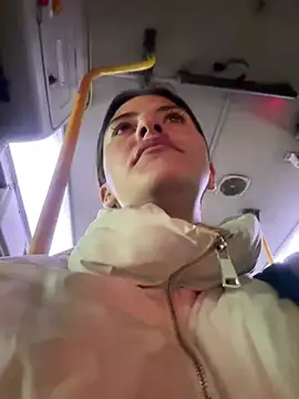 Snapshot of Andrea18_blonde chatting on 20, 3, 2025 Andrea18 blonde online show from 20, 3, 2025