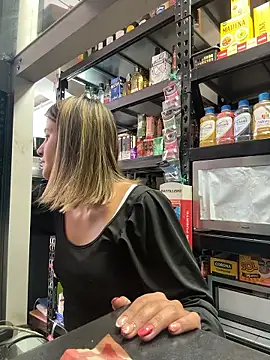 Andrea18 blonde online show from 6, 1, 2026