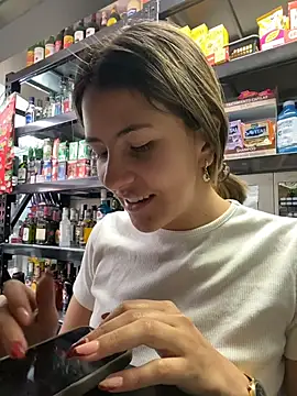 Andrea18 blonde online show from 9, 3, 2026