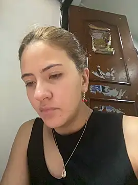 Snapshot of Andrea18_blonde chatting on 29, 6, 2026 Andrea18 blonde online show from 29, 6, 2026