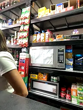 Snapshot of Andrea18_blonde chatting on 1, 12, 2025 Andrea18 blonde online show from 1, 12, 2025