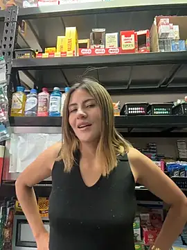 Andrea18 blonde online show from 10, 2, 2026