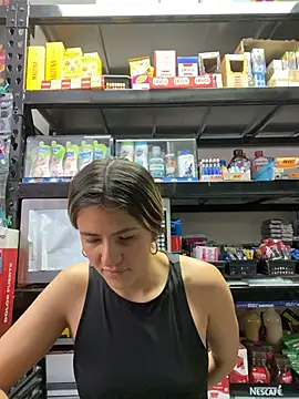 Andrea18 blonde online show from 10, 4, 2026